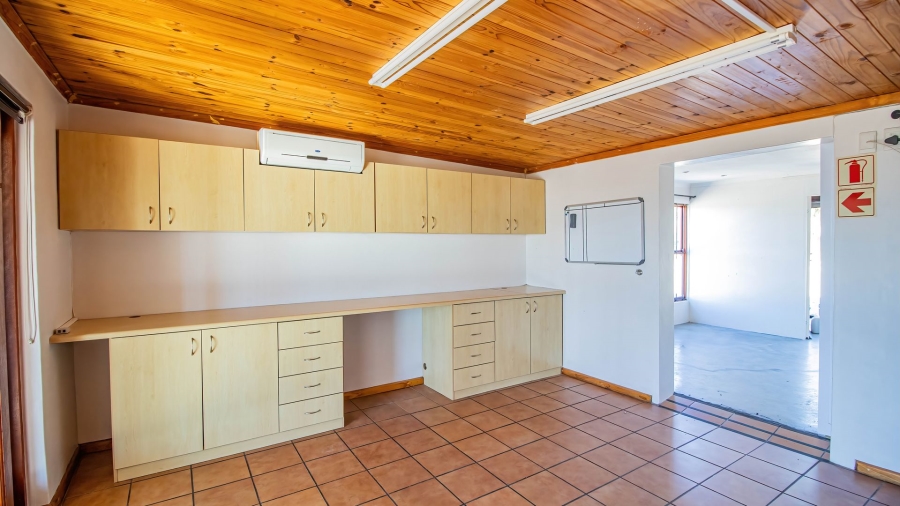 5 Bedroom Property for Sale in Long Acres Country Estate Western Cape